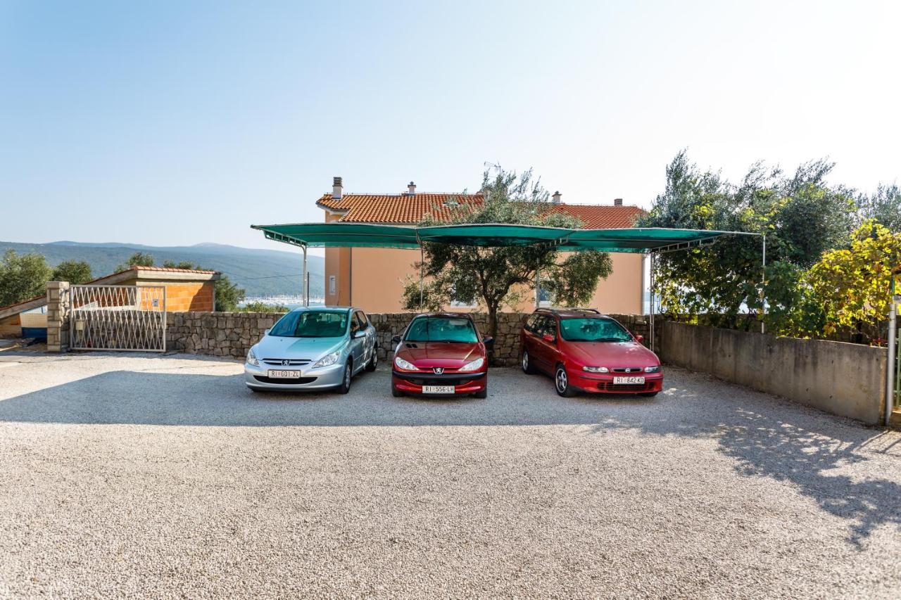 Apartments With A Parking Space Kornic, Krk - 5306 Exterior foto